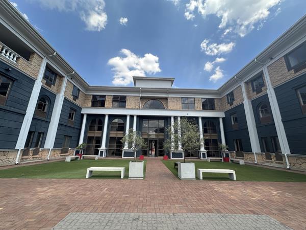 626  m² Commercial space