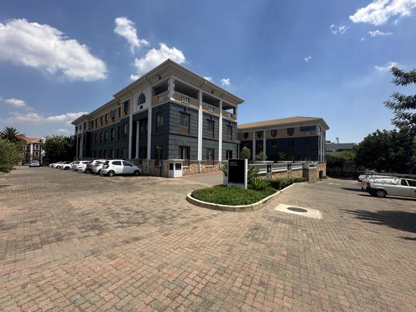 272  m² Commercial space