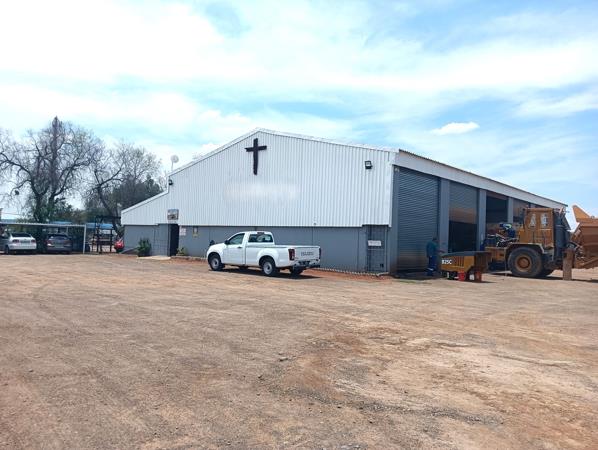 600  m² Commercial space