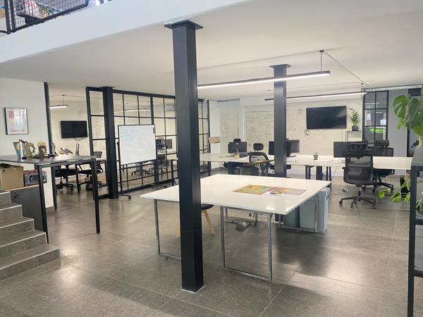 659  m² Commercial space