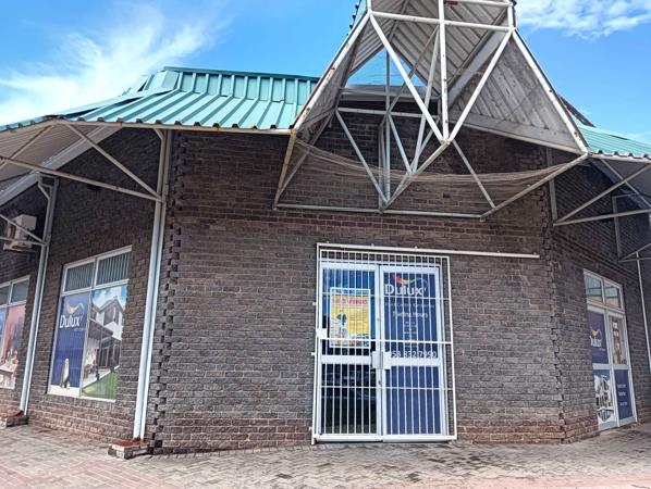 220  m² Commercial space