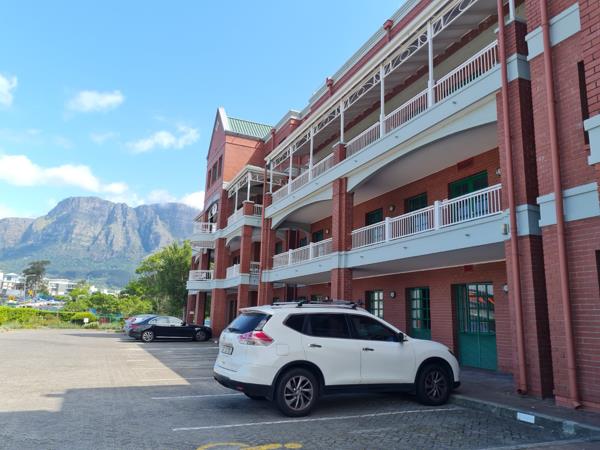 295  m² Office Space