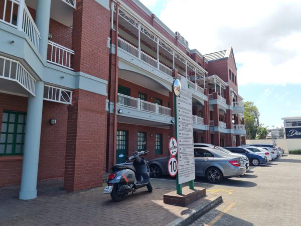 78  m² Office Space