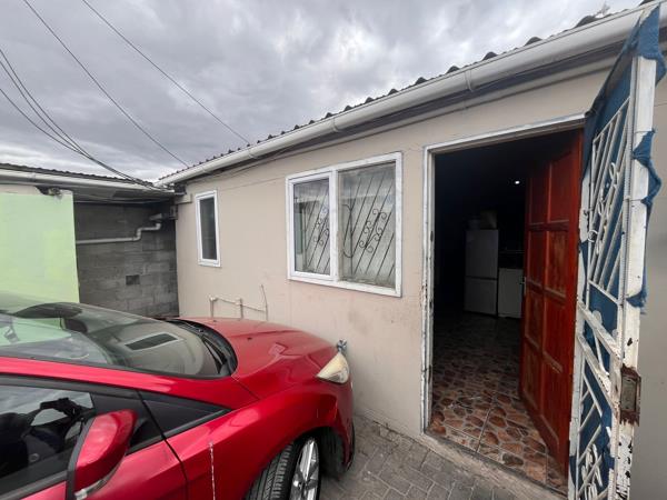 2 Bedroom House