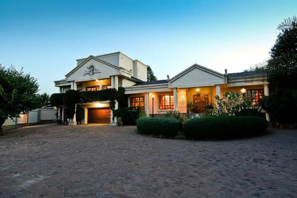 1 200  m² Commercial space