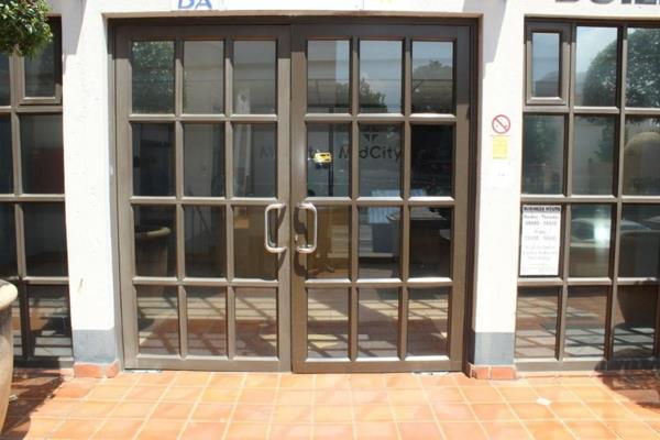 213.5 m² Commercial space