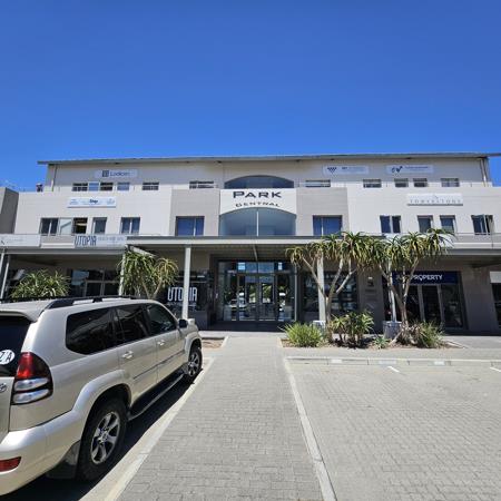 120  m² Commercial space