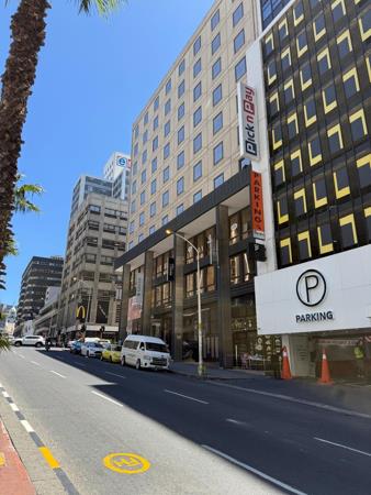 1 115 m² Commercial space