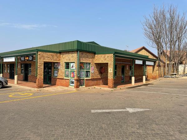 91  m² Commercial space