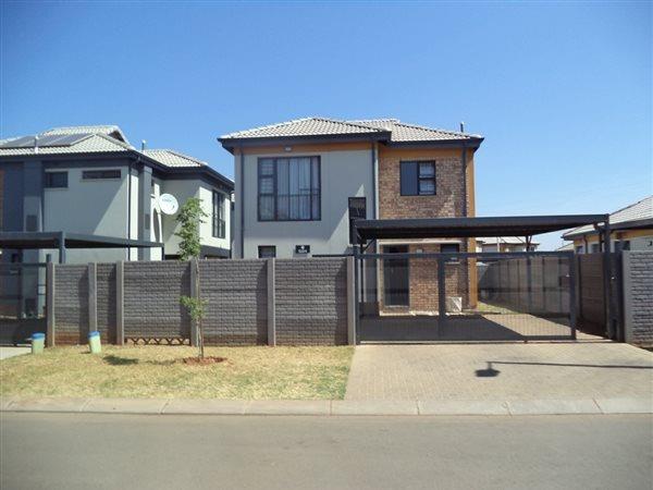 3 Bedroom Townhouse
