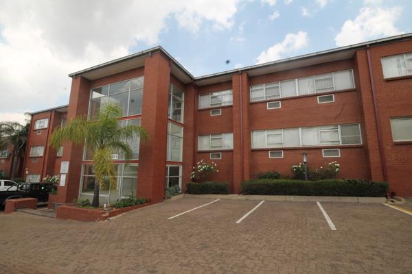 240 m² Commercial space