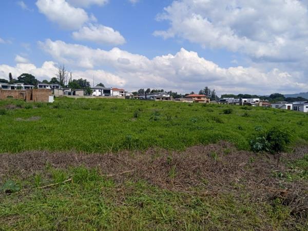 1 820 m² Land