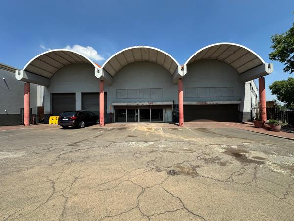 2 373 m² Industrial space