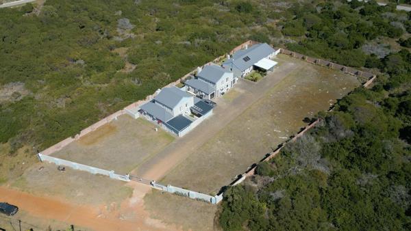 1 200 m² Land