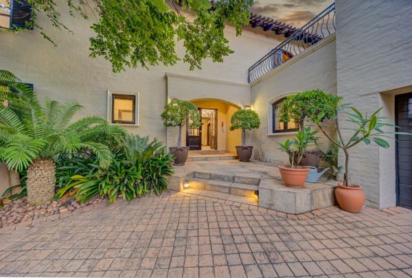 5 Bedroom House