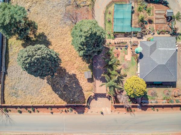 1.6 ha Land