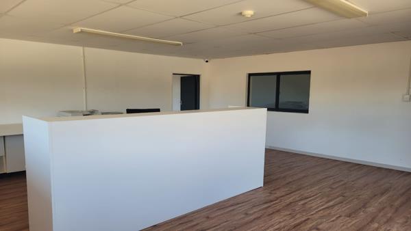 480  m² Commercial space