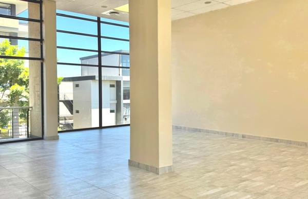 131  m² Office Space