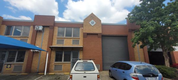 271  m² Industrial space