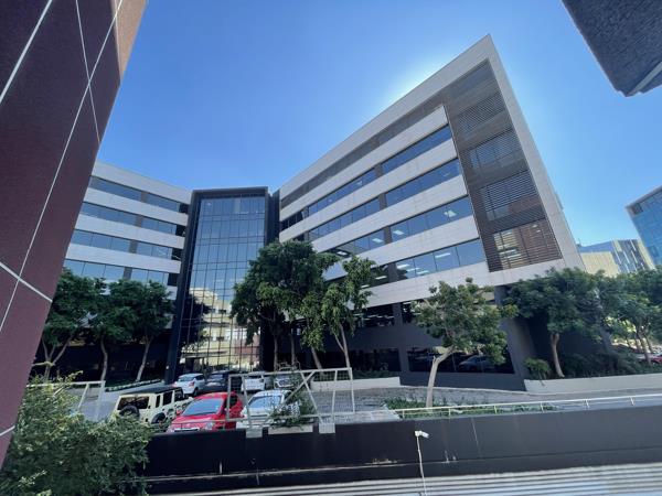 1 076  m² Commercial space