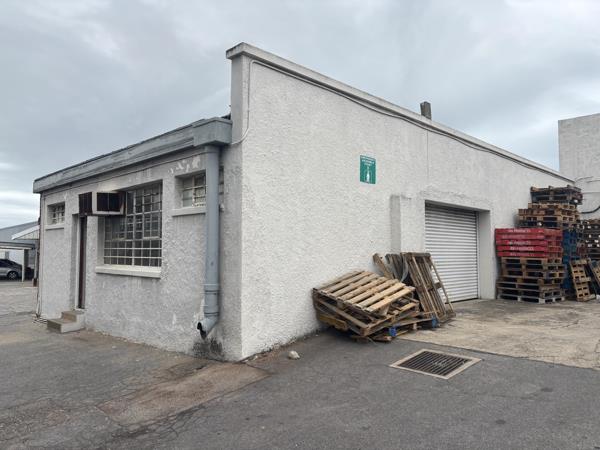 130  m² Industrial space