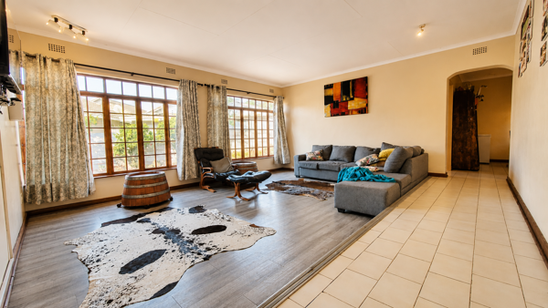 5 Bedroom House