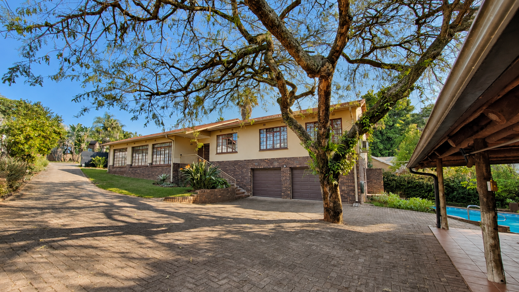 5 Bedroom House