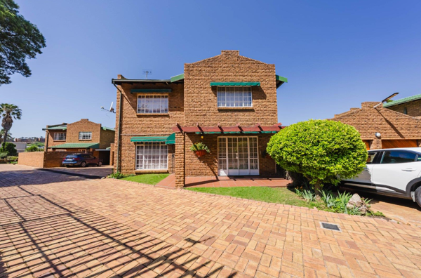 4 Bedroom Townhouse