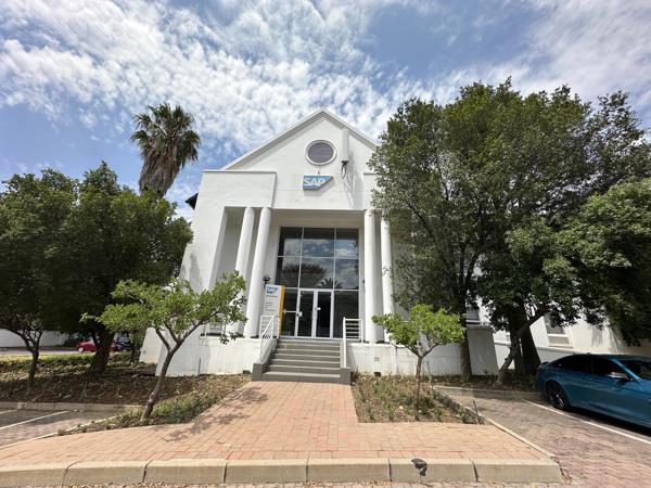 667  m² Commercial space