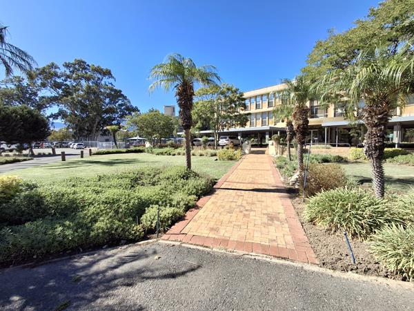 800  m² Commercial space