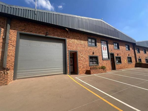 600  m² Commercial space