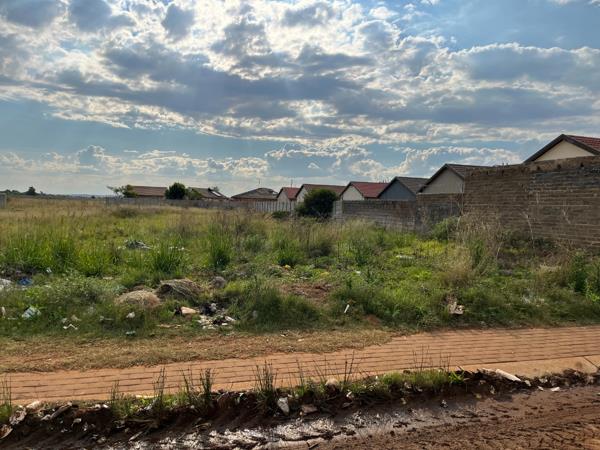 720 m² Land