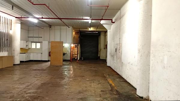 200  m² Industrial space