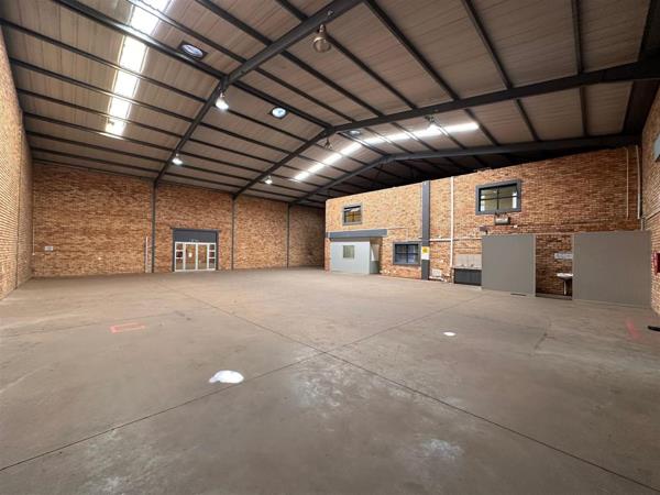 600  m² Commercial space