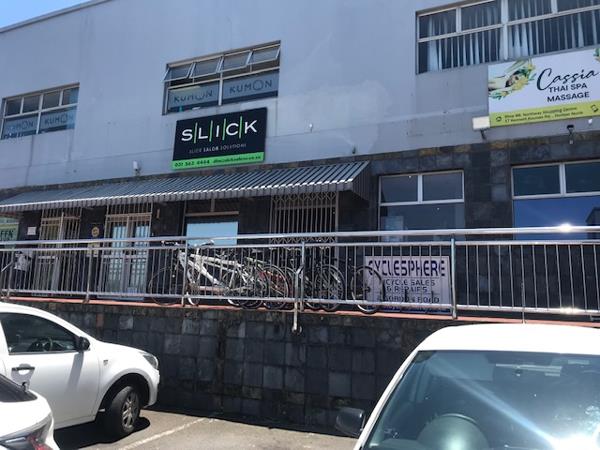 37  m² Retail Space