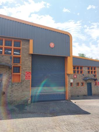 344  m² Commercial space