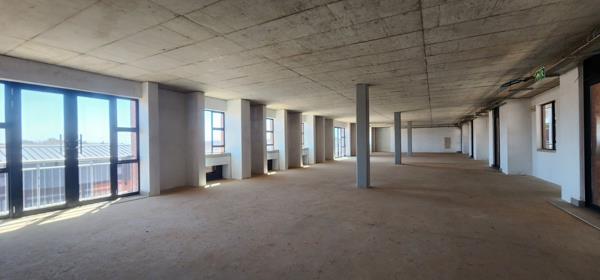 183  m² Office Space