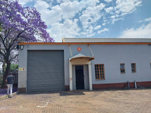 167  m² Commercial space