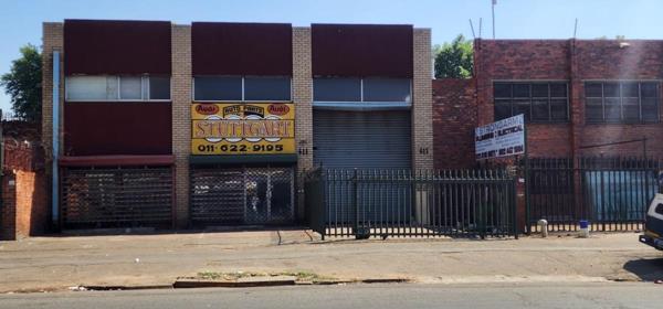 643  m² Commercial space