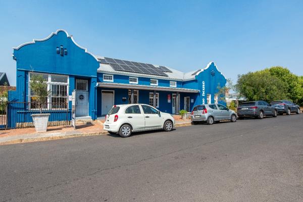 175  m² Commercial space