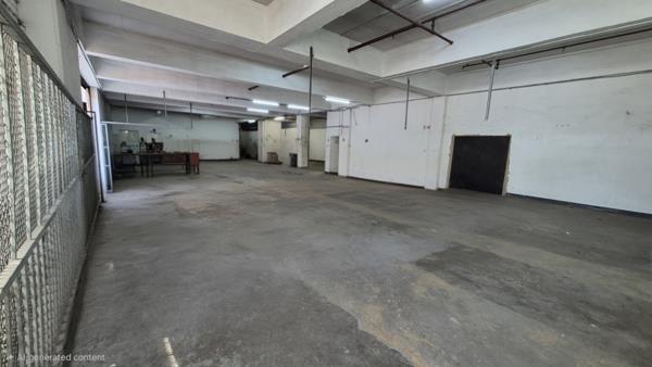 551  m² Commercial space