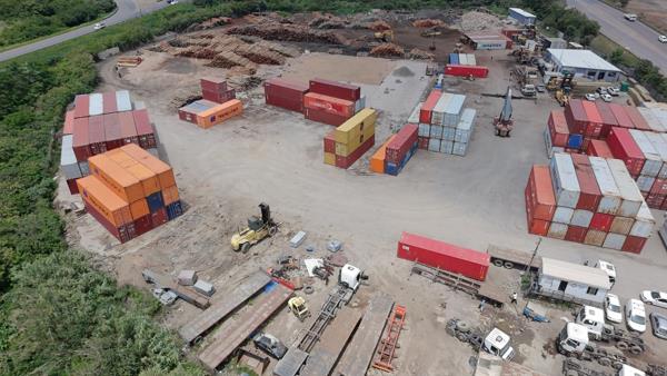 28 000  m² Industrial space