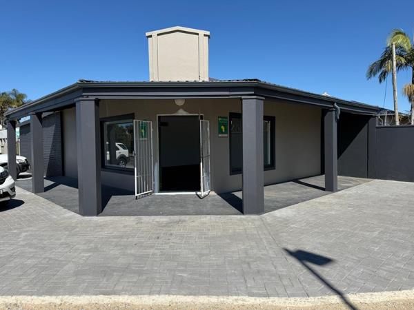 145  m² Commercial space