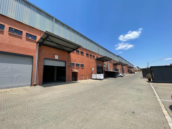 380  m² Industrial space