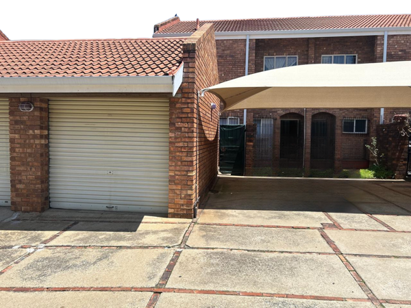 3 Bedroom Townhouse