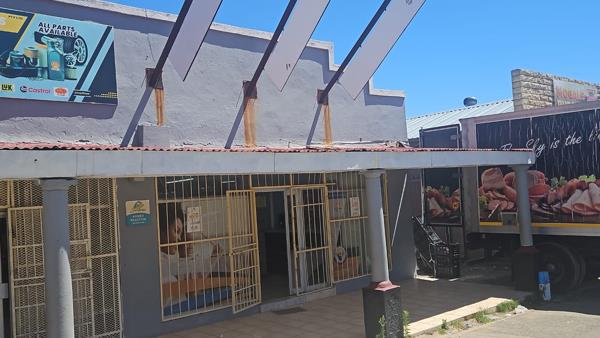 150  m² Retail Space