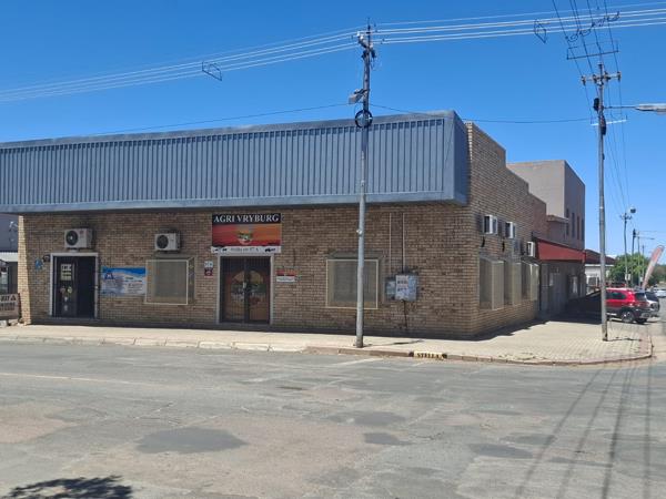 600  m² Commercial space