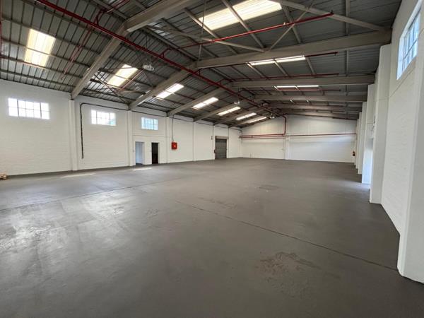 423  m² Industrial space