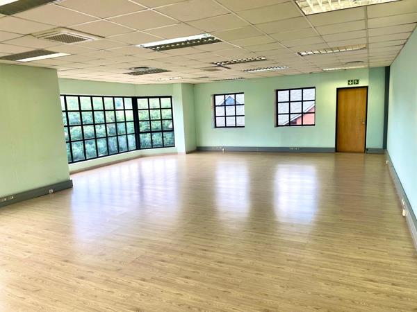 512.4  m² Commercial space