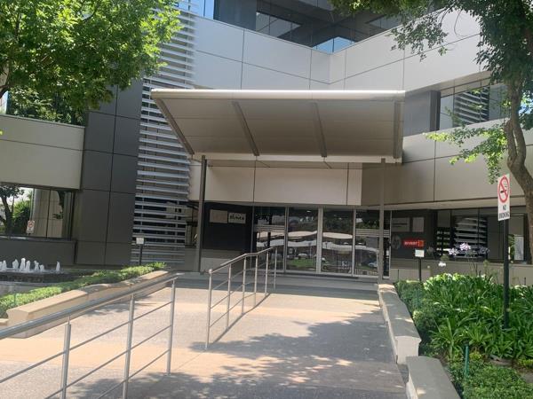 660 m² Retail Space